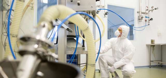 Safety first: Antistatic hoses for powder transportation