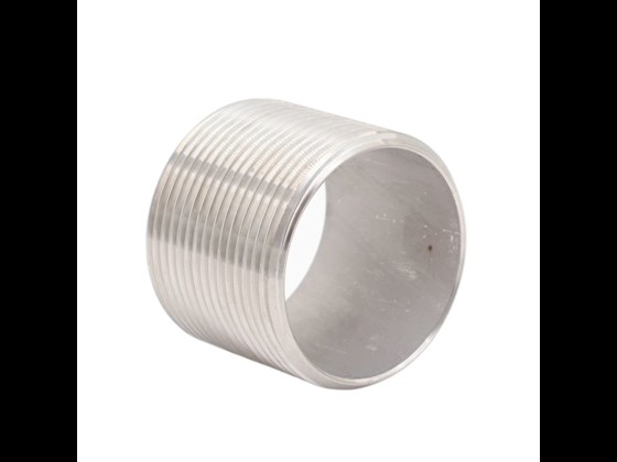 Stainless steel cut nipple pipe ideal for high hygiene standards in the food industry. Robust and corrosion-resistant. Buy online now!