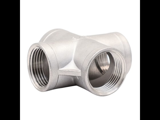 Choose a cross fitting in stainless AISI 316, ideal for systems with high hygiene and quality demands in the food industry. Order today!